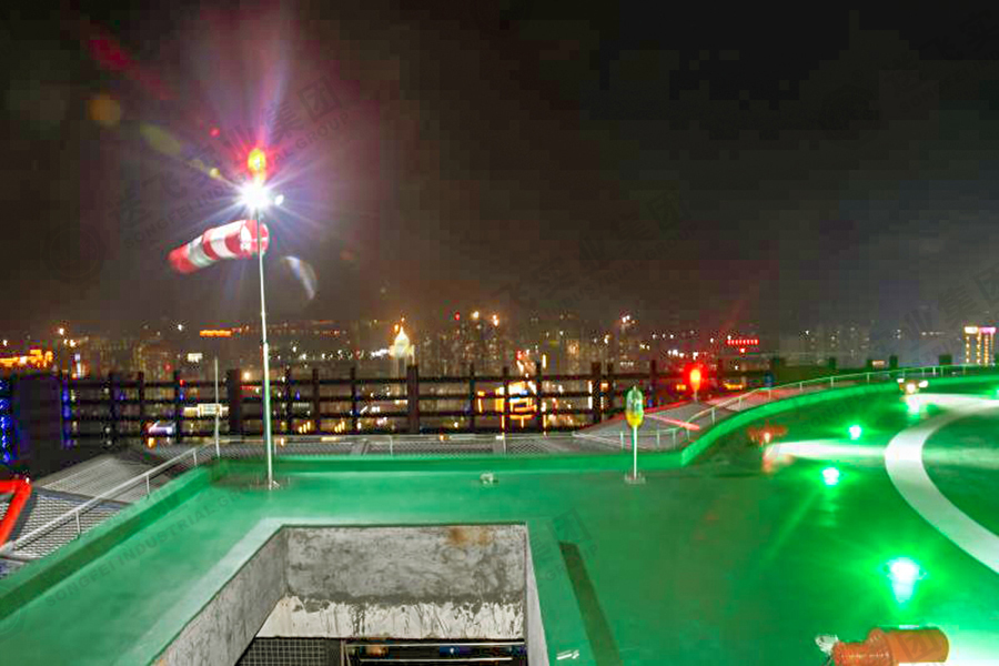 廣東茂名·東信時代廣場 屋頂直升機停機坪的燈光調試圖2